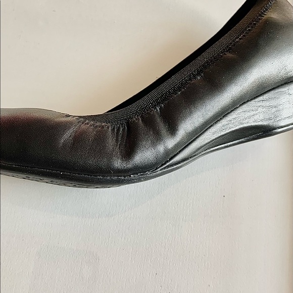 Blondo Slip on wedge shoes - Picture 9 of 10